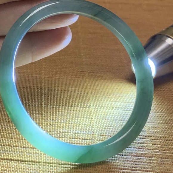 VINTAGE Medium Jadeite Jade Bangle Certified Size 58mm Round Princess Cut G507 - Picture 1 of 8